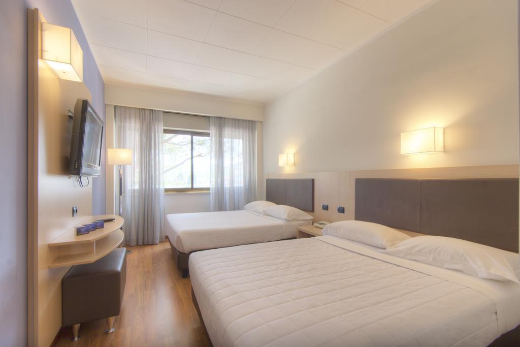 Hotel Palace Del Conero Osimo Kültér fotó